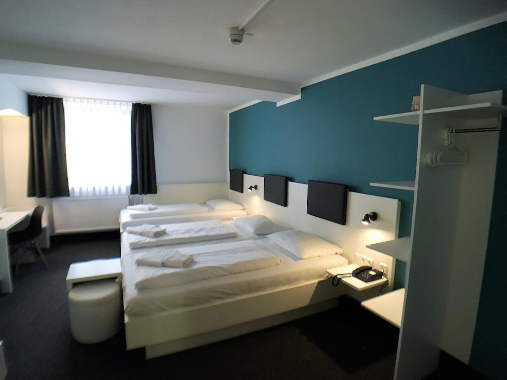 Brunnenhof Center Hotel